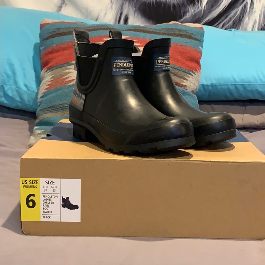 Pendleton Rain Boots